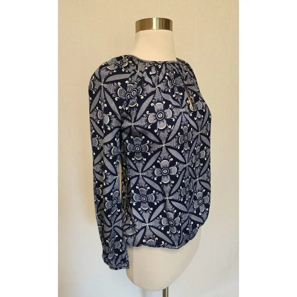 Diane‎ Von Furstenberg Blue Printed Blouse Size Petite Elastic Waist - Picture 6 of 7